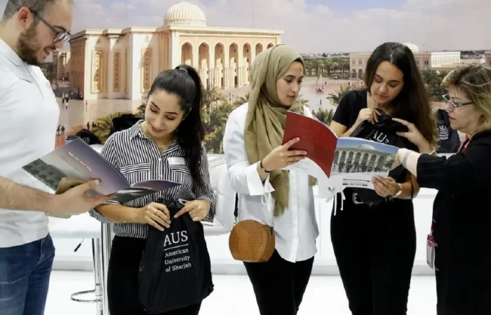 شرایط زندگی دانشجویی در دبی